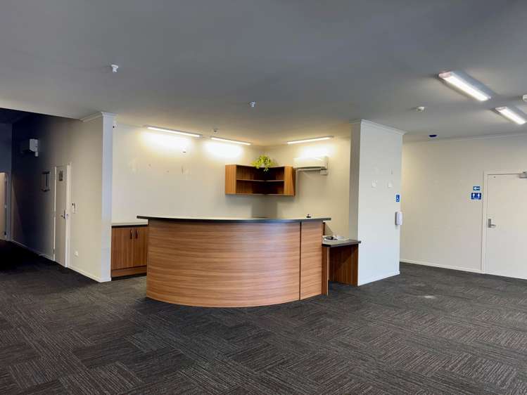 Tenancy 3/18 Karewa Place Te Rapa_2