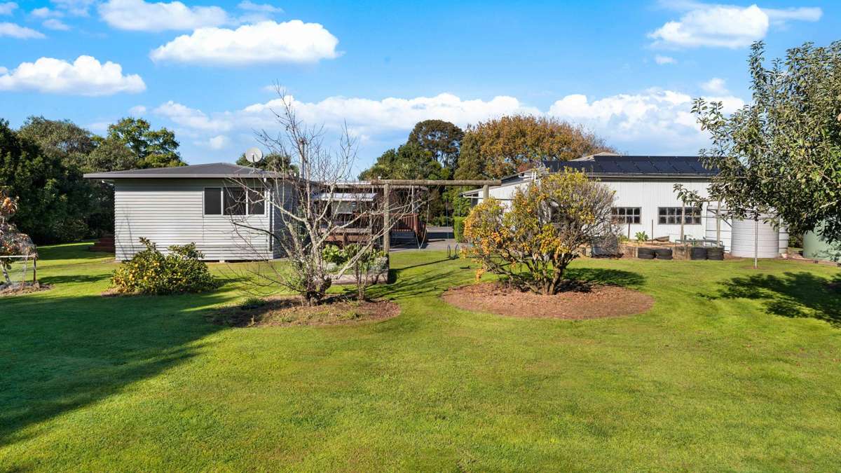 1522 Kaiaua Road_1