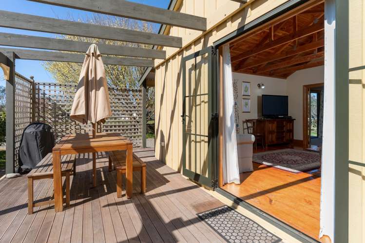 7 Redwood Lane Martinborough_16