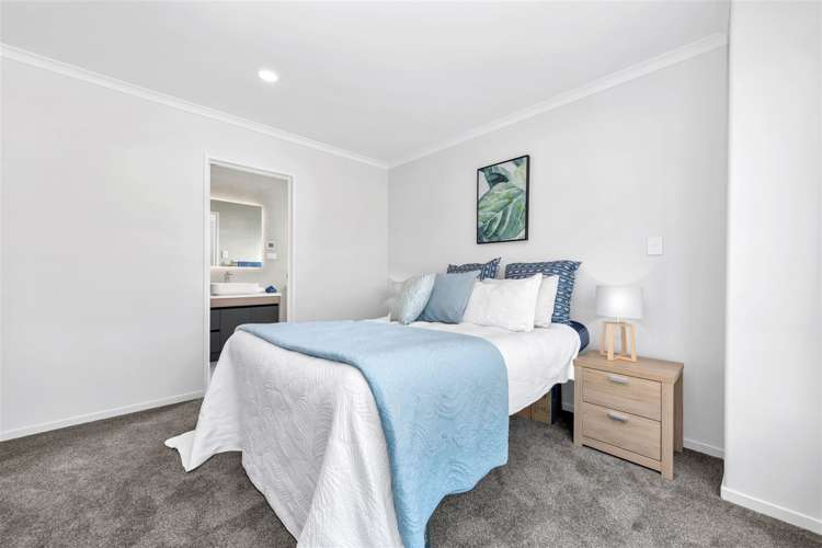 9 Tullymore Drive Flat Bush_13