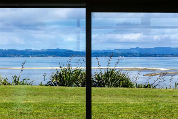323 Seagrove Road Waiau Pa_14