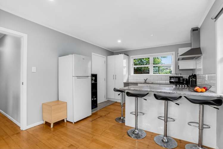25A Holland Street Pukekohe_17