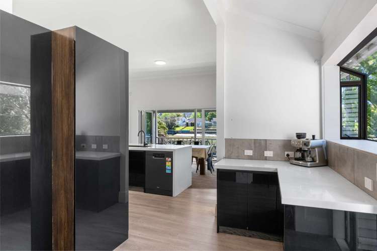 2 Cobden Street City Centre_12