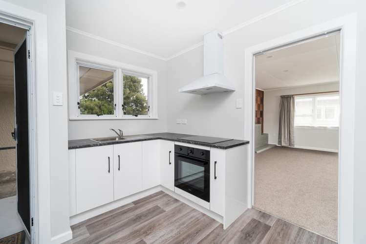 21-21A Nottingham Avenue Awapuni_5