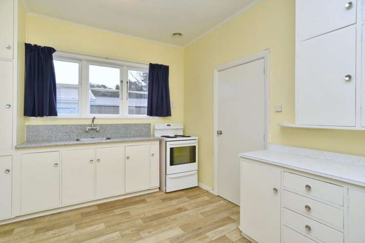 2/50 Radley Street Woolston_1