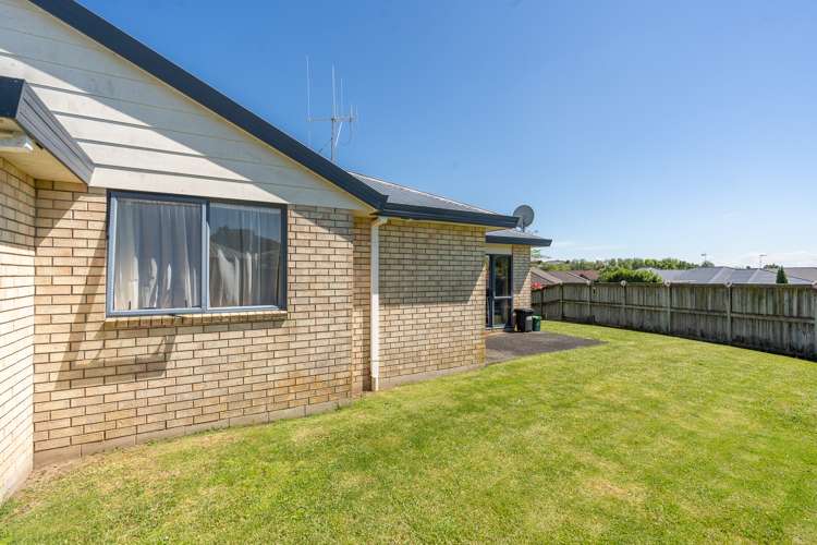 23 Pointon Glade Grandview Heights_11