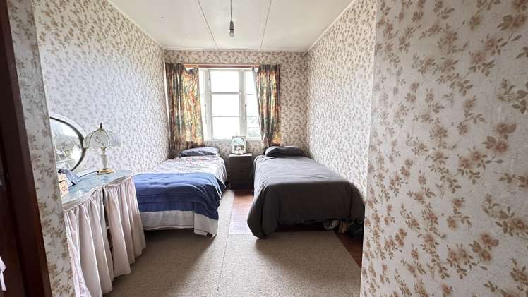 807 Kowhai Street Mahora_6