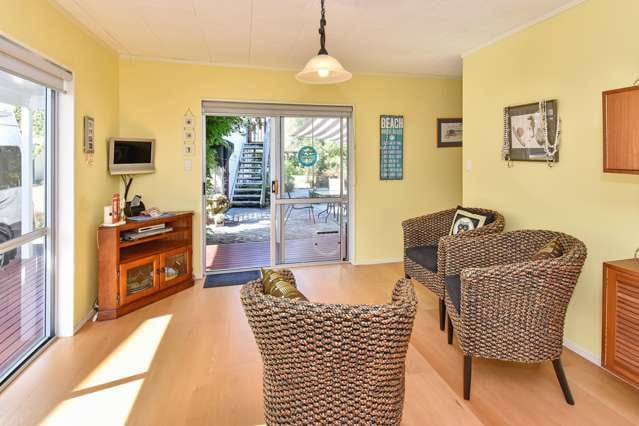 24 Bertram Road Kawakawa Bay_1