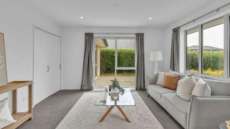 16 Winfield Dr Wigram_6