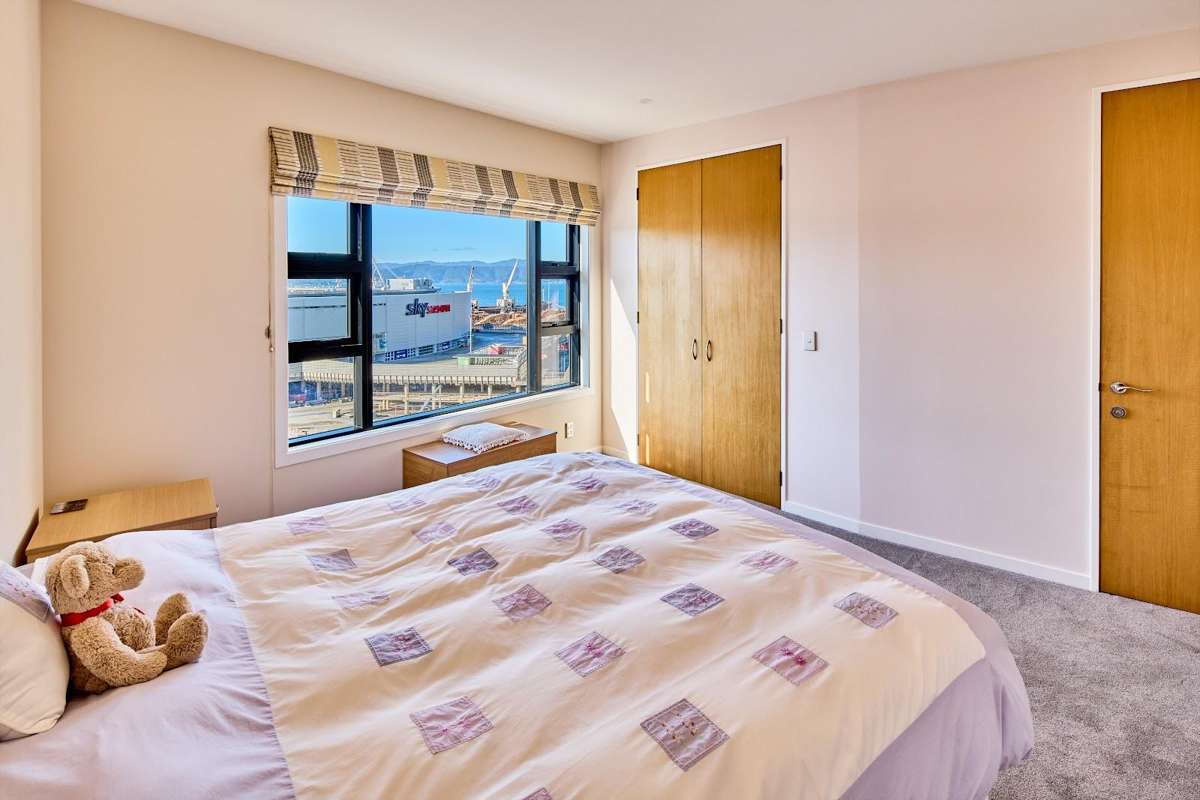 3/125 Thorndon Quay_5