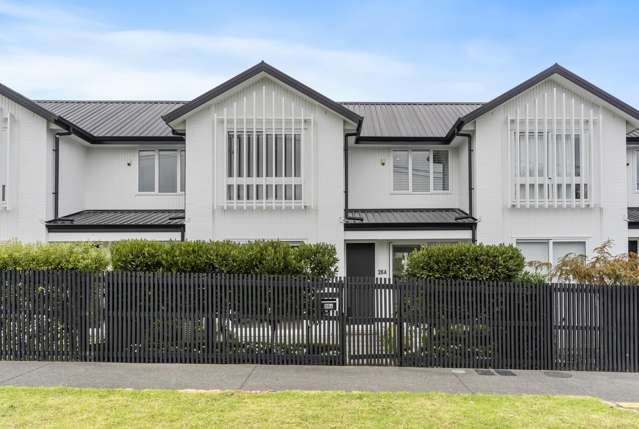 Modern Coastal living in Wai-O-Taiki Bay
