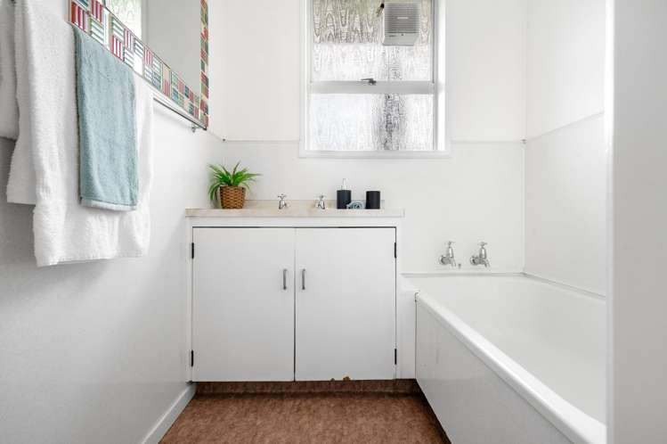 150 Burns Street Leamington_8