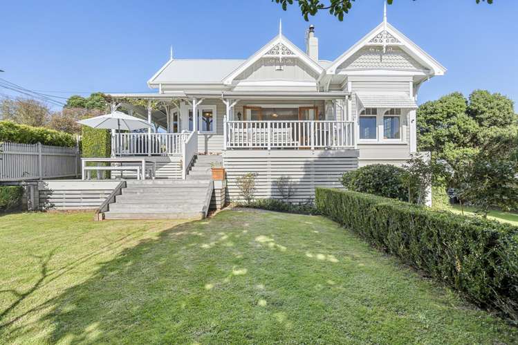 62 Gilbert Street New Plymouth_23