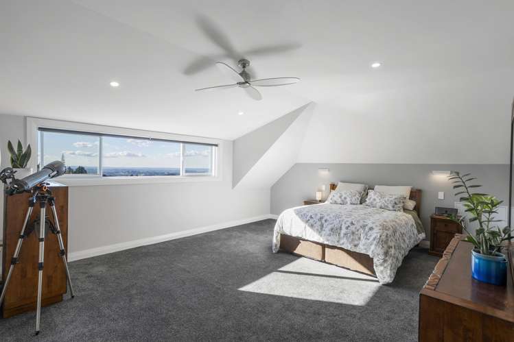 27 Tui Crescent Waiatarua_15