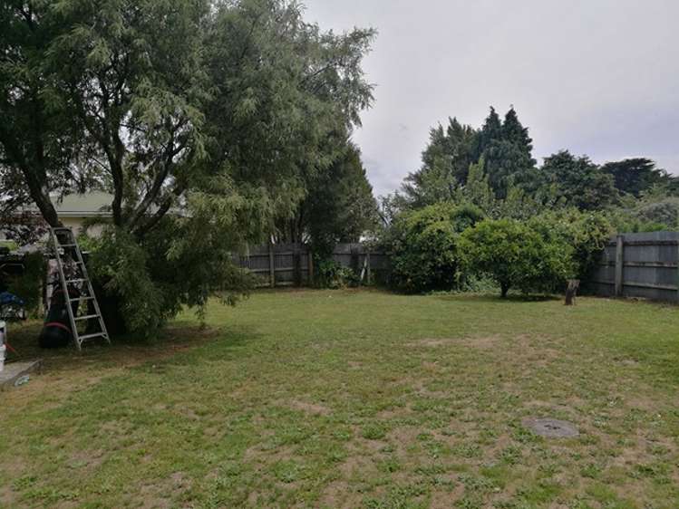 4 Card Crescent Featherston_13