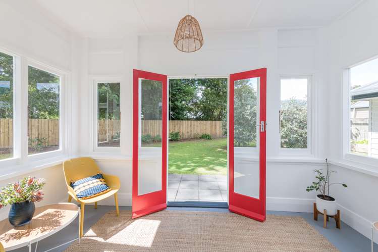 6 Lucy Murcott Place Stoke_1