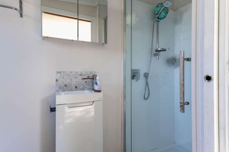 10 Dell Road Raumati South_19