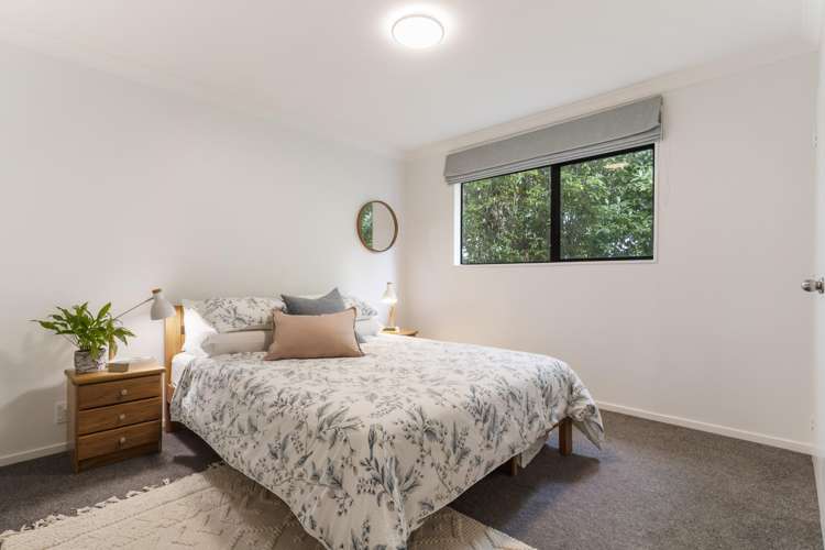 1/72 Gloria Avenue Te Atatu Peninsula_12