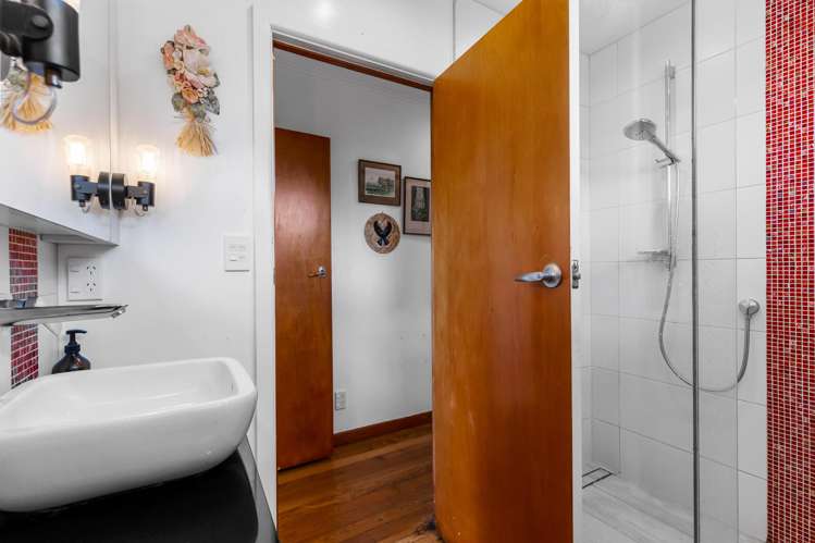 20B Murray Road Te Atatu Peninsula_12