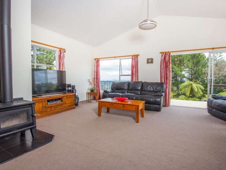 124 Memorial Drive Parahaki_6