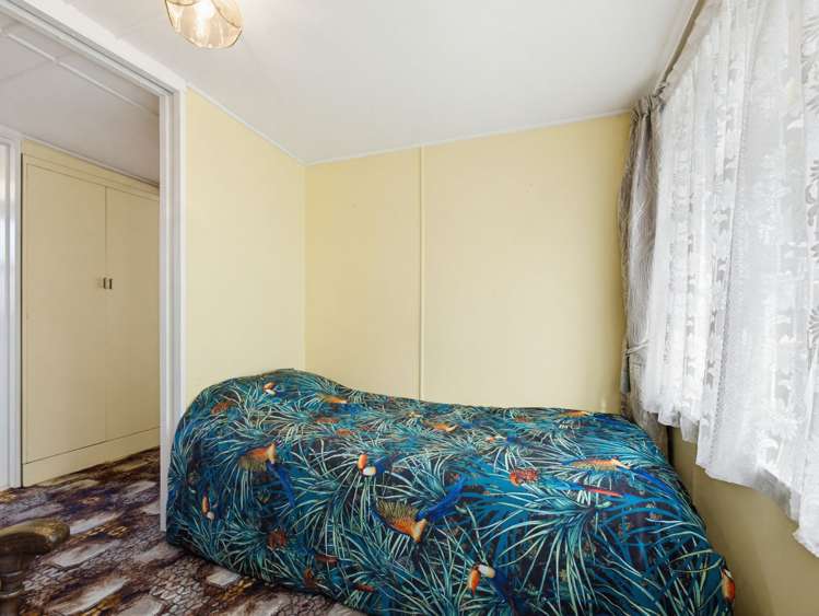 80 Pacific Drive Southbridge_19