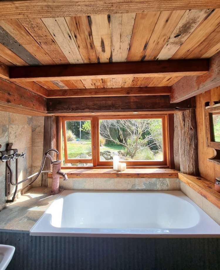 228 Blandswood Road Mesopotamia_23