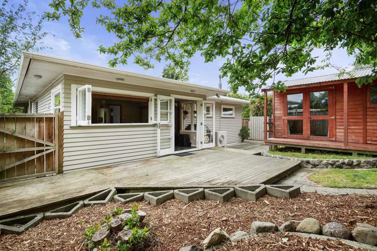 138 Hine Road Wainuiomata_17