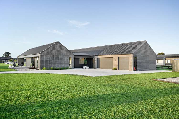 75 Orchardist Way Ngahinapouri_22