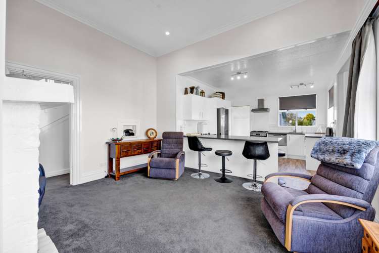 36 Tawhiti Road Hawera_11