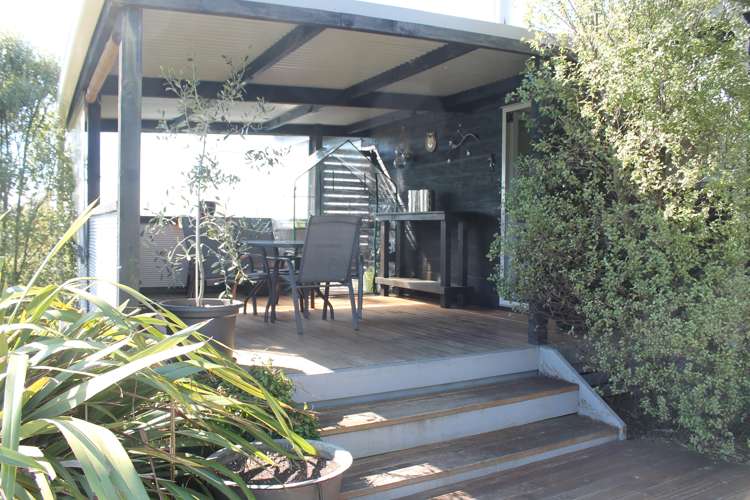 114 White Road Broadlands_14