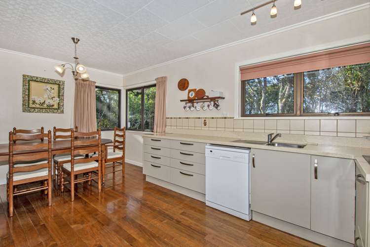 24 Newton Road Maungatapere_4