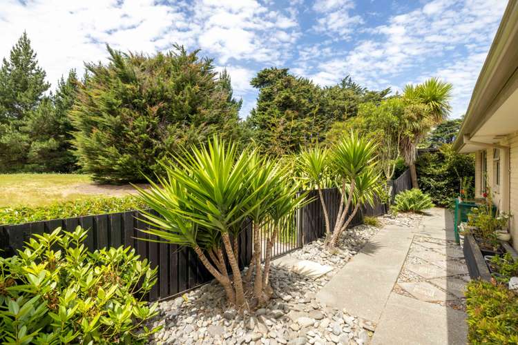 16 Len Hale Place Parklands_17