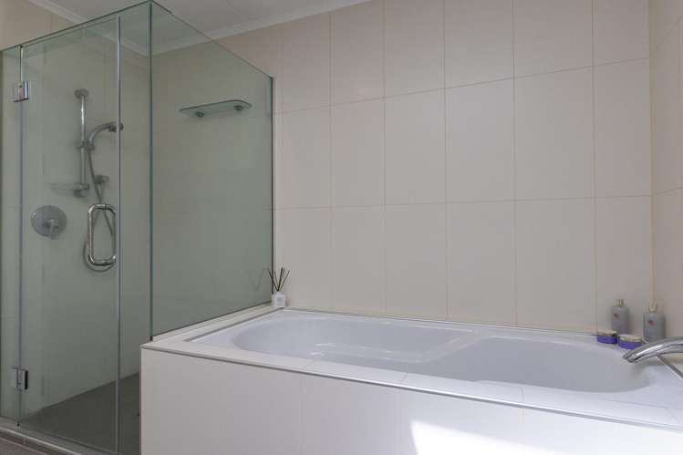 7/88 Lake Terrace Taupo_21