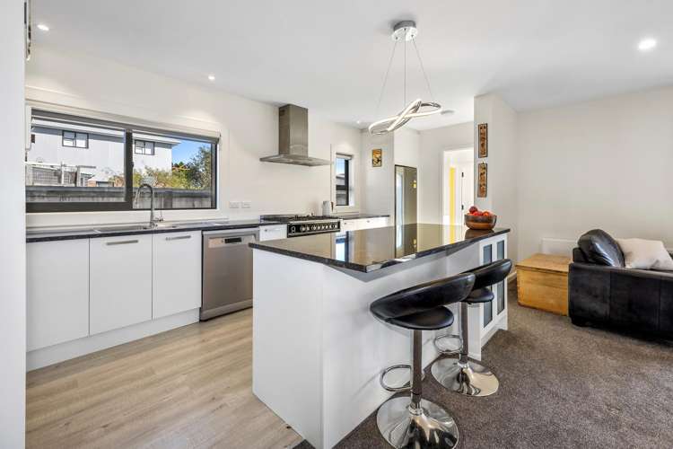 16 Harris Crescent_3