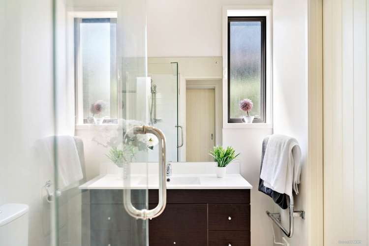 21 Fairbairn Place East Tamaki Heights_15