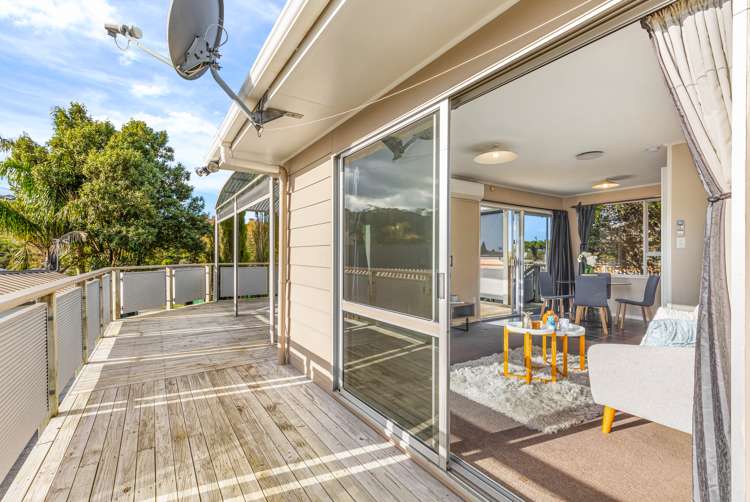 14 Camphora Place Ranui_9