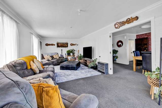 70 Camberwell Road Hawera_4