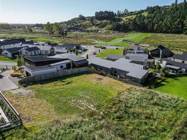 9 Roundhill Rise Cracroft_3