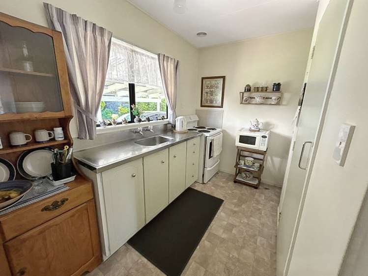 18 Baillie Crescent 10114_5