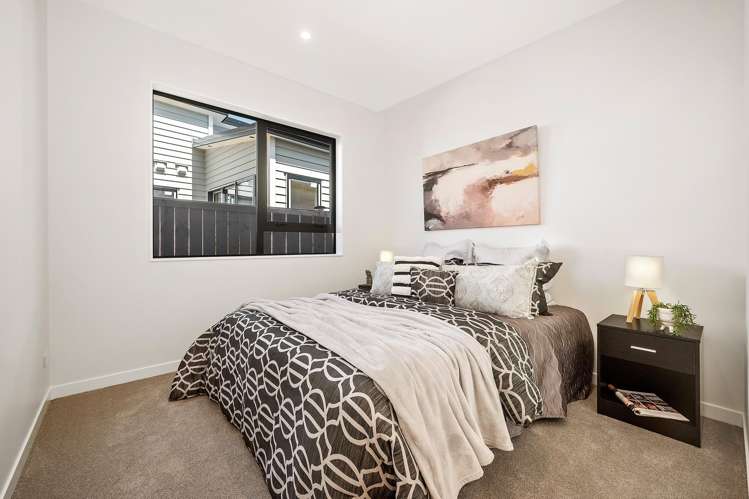 32 Tipu Crescent Milldale_14