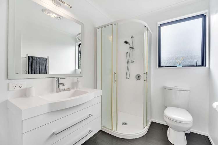 1a ocean beach road Tairua_22