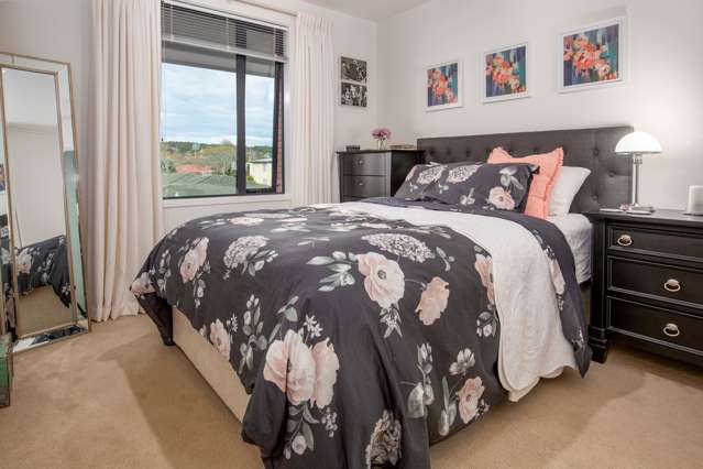 204/104 Edinburgh Street Pukekohe_3