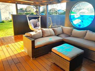 98 Kon Tiki Road_2