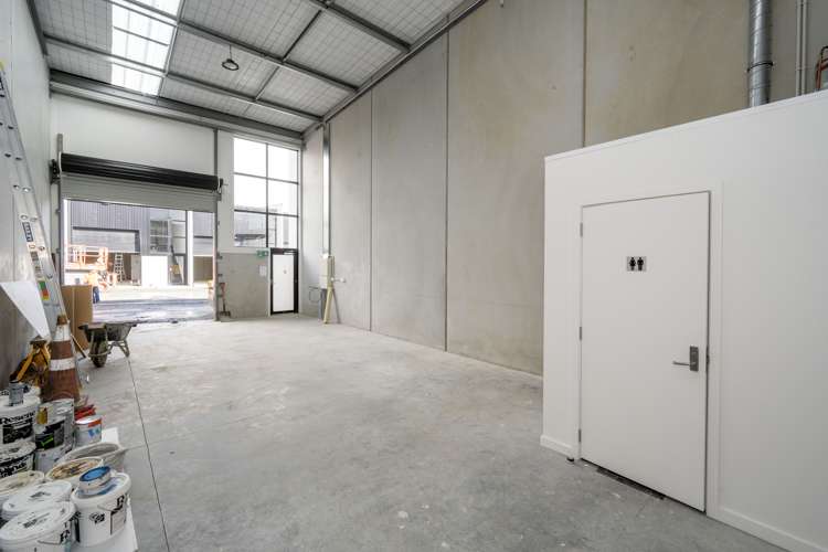 7 and 8/90 Hobsonville Road Hobsonville_8