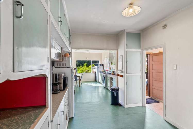 1614 Great North Road Waterview_14