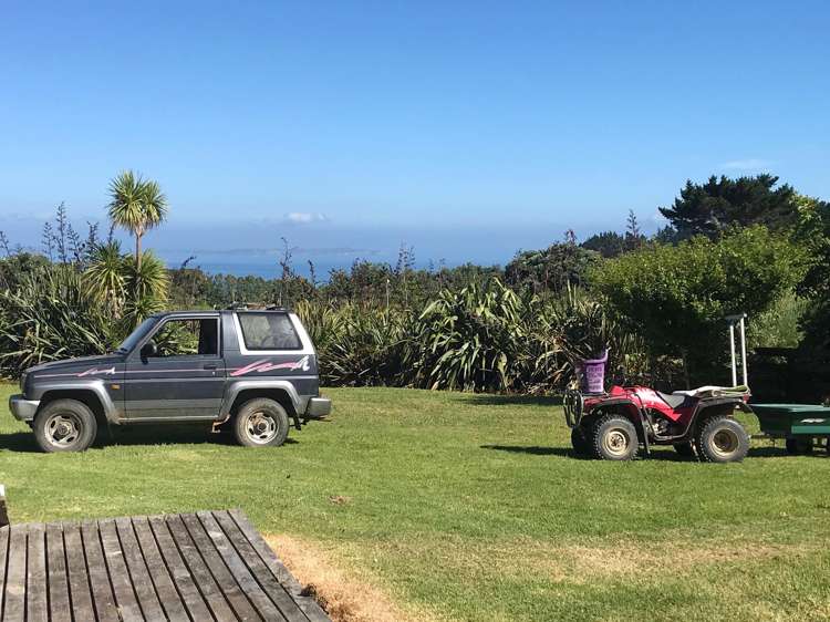 4 Ocean View Crescent Rakino Island_5