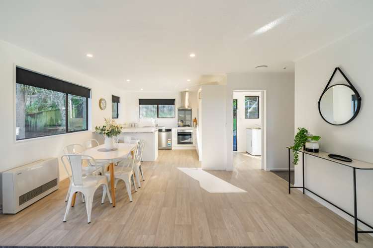 8 Forglen Place Tawa_6