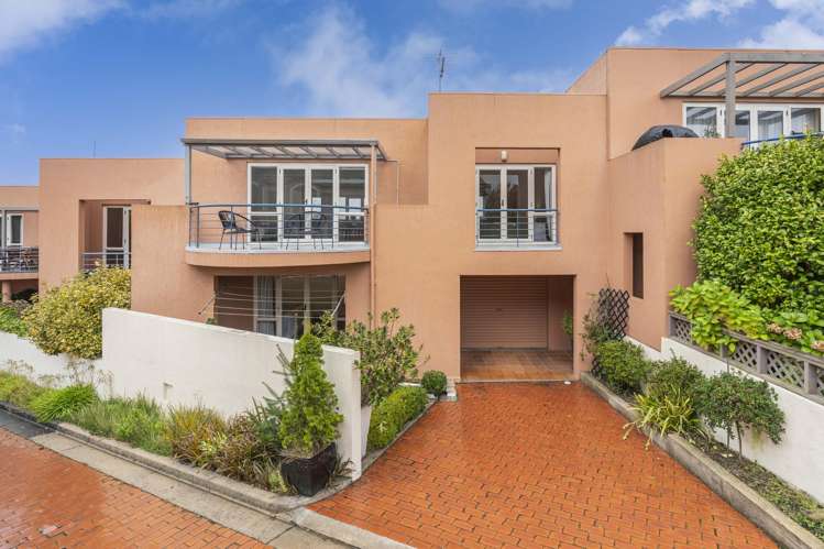 64 Drivers Road Maori Hill_23