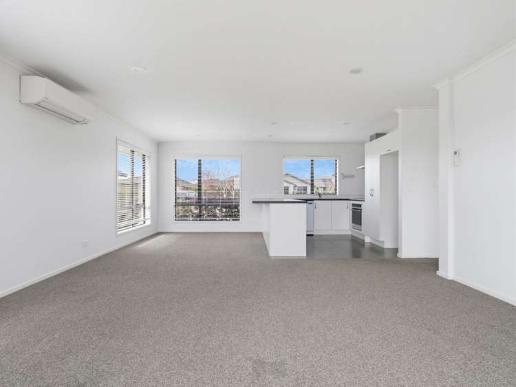 63 Carroll place Owhata_20