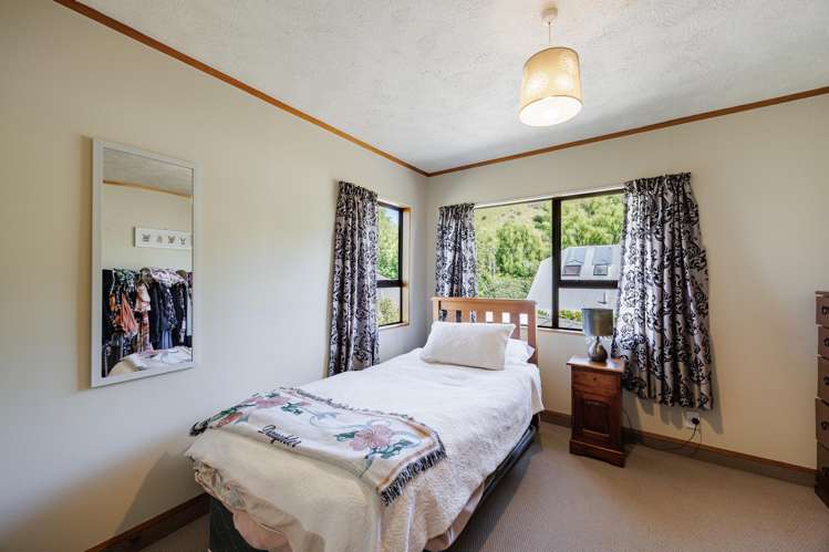 54 Ngarimu Crescent Taradale_10